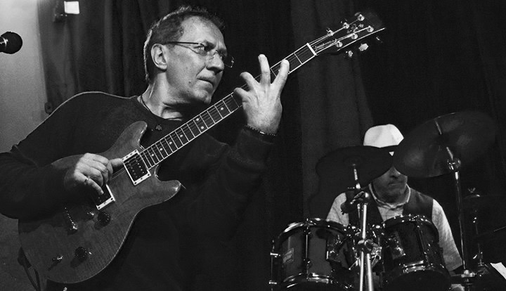 A picture of Harry Kruse on tour in Italy.